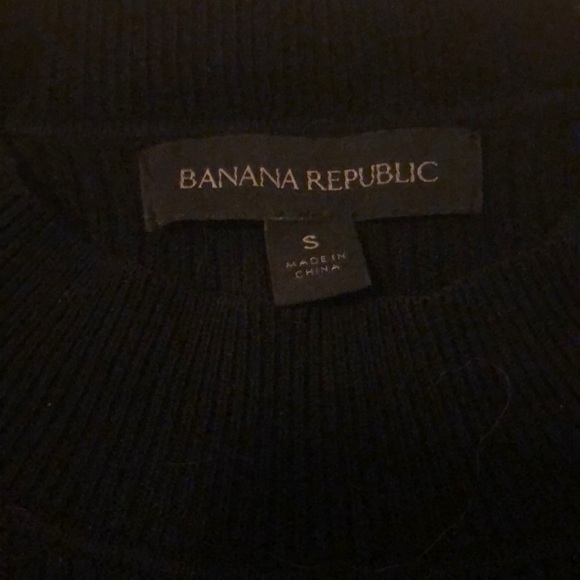 Banana Republic Puff Sleeve Cropped Sweater - Picture 3 of 3